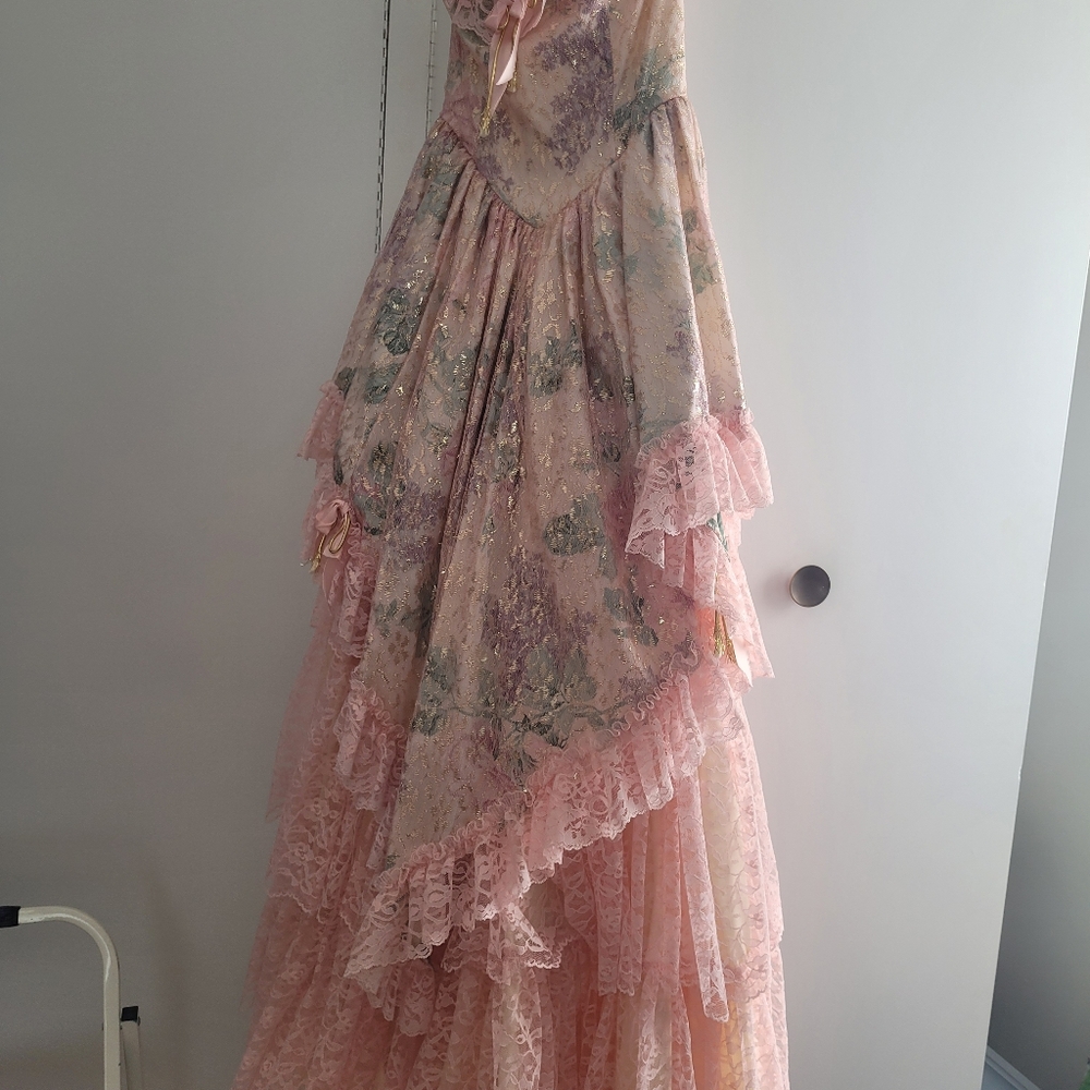 Loralie Original Pink Lace Dress - Picture 8 of 12